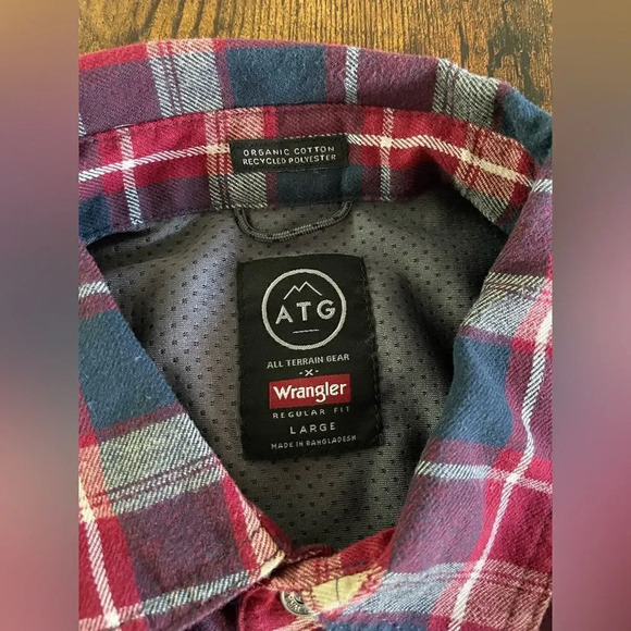 Wrangler All Terrain Gear Red Plaid Button Down shirt - Picture 5 of 16